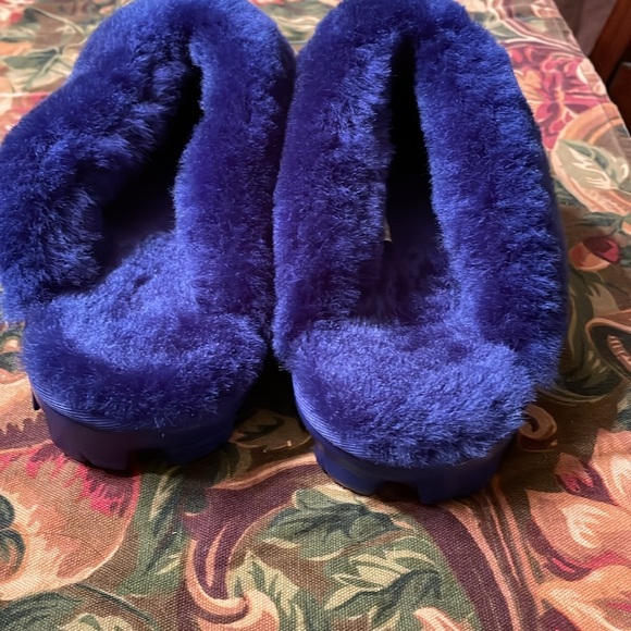 Ugg coquette royal blue slippers size 9 new - Picture 5 of 6